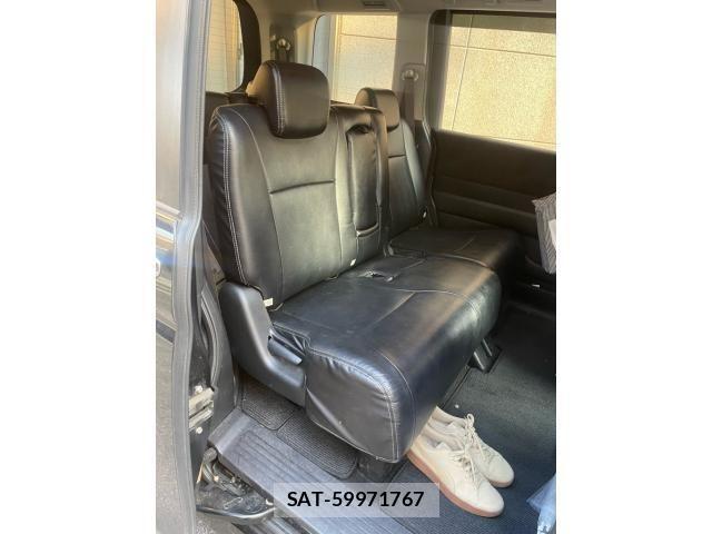 Honda STEP WGN 2012-01 8210438-9
