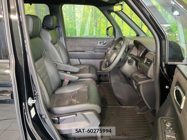 Honda STEP WGN 2026-06 8210413-8