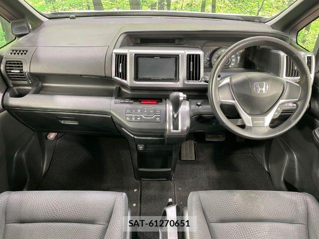 Honda STEP WGN 2012-07 8210428-1