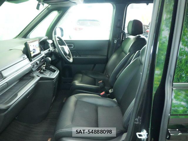 Honda STEP WGN 2024-07 8210417-24