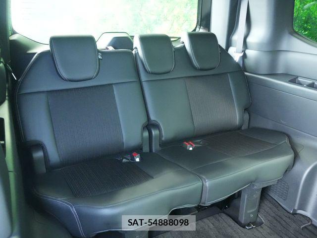 Honda STEP WGN 2024-07 8210417-27