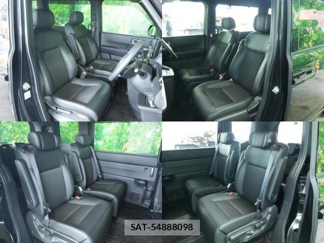 Honda STEP WGN 2024-07 8210417-2