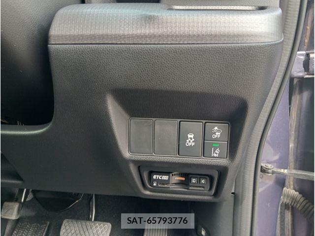 Honda STEP WGN 2021-06 8210420-13
