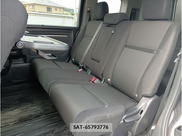 Honda STEP WGN 2021-06 8210420-22
