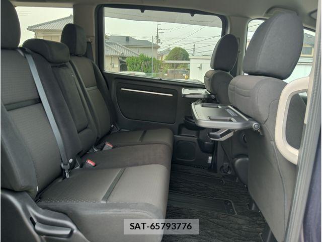 Honda STEP WGN 2021-06 8210420-23
