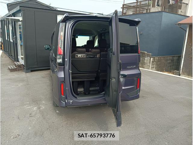 Honda STEP WGN 2021-06 8210420-25
