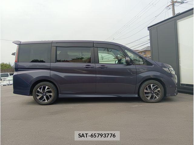 Honda STEP WGN 2021-06 8210420-3