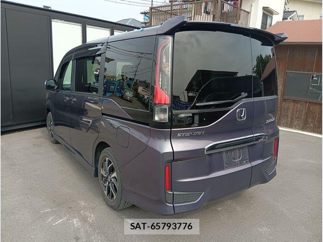 Honda STEP WGN 2021-06 8210420-6