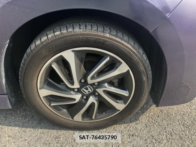 Honda STEP WGN 2017-04 8210427-7