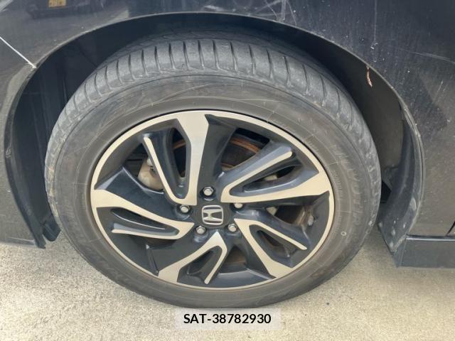 Honda STEP WGN 2016-05 8210423-9