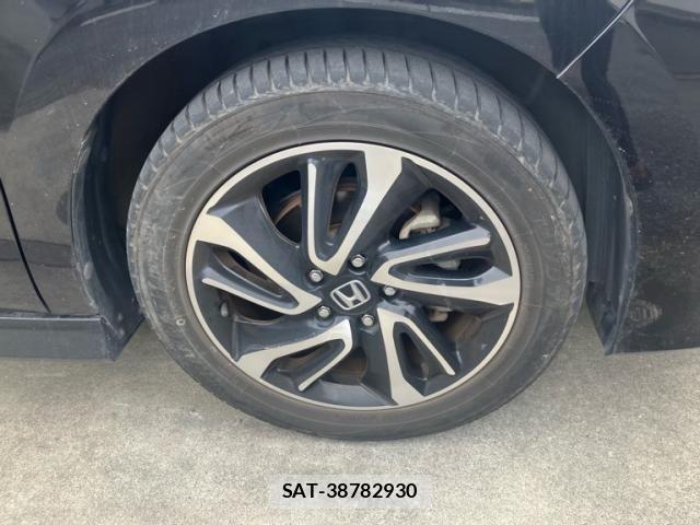 Honda STEP WGN 2016-05 8210423-2