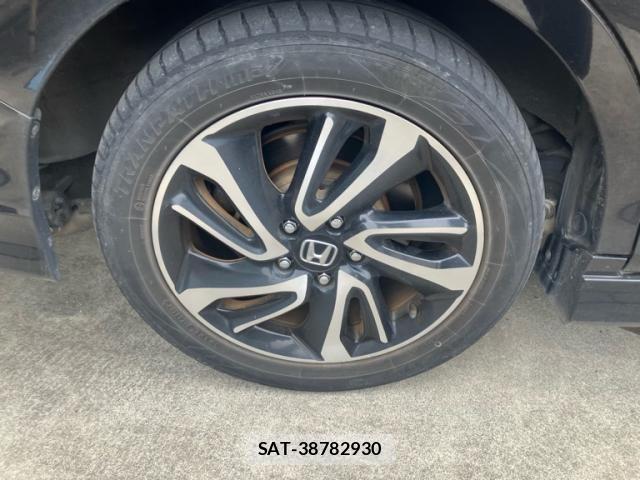 Honda STEP WGN 2016-05 8210423-3