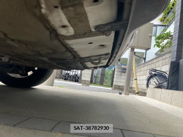 Honda STEP WGN 2016-05 8210423-6