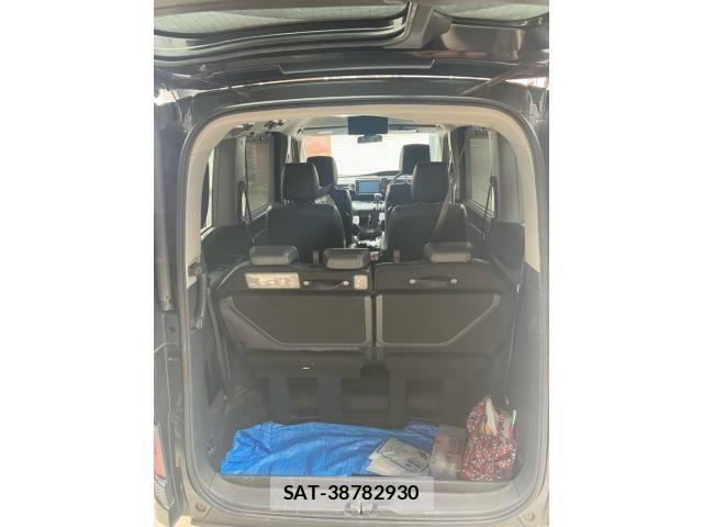 Honda STEP WGN 2016-05 8210423-7