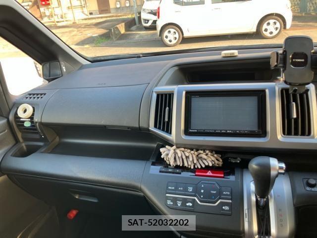 Honda STEP WGN 2013-07 8231928-16