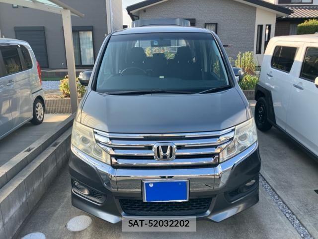 Honda STEP WGN 2013-07 8231928-1