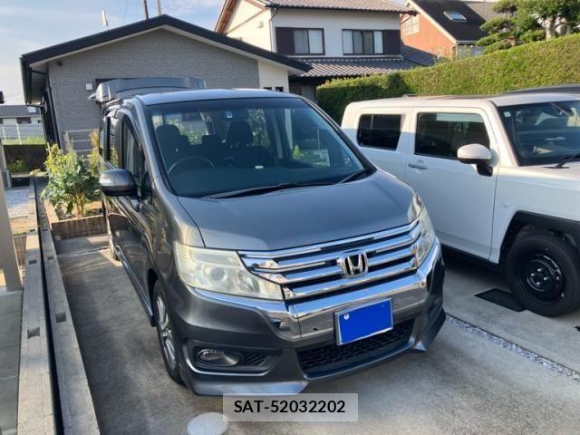 Honda STEP WGN 2013-07 8231928-2
