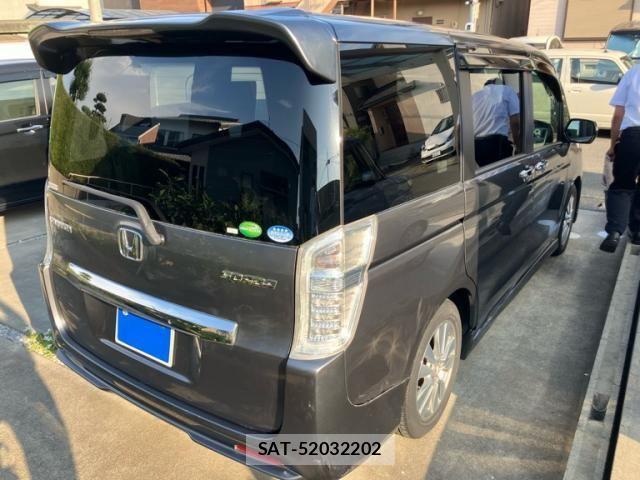 Honda STEP WGN 2013-07 8231928-3