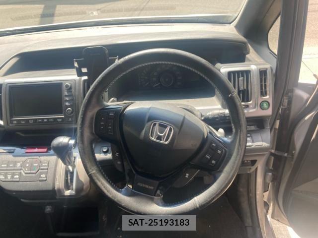 Honda STEP WGN 2010-06 8231931-15