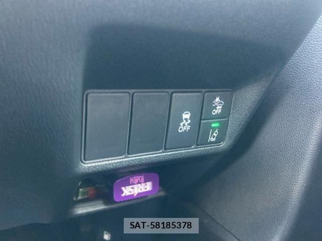 Honda STEP WGN 2015-10 8231923-17