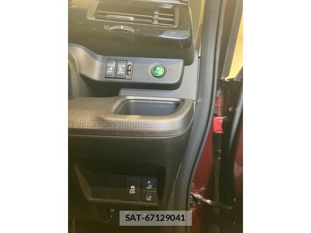 Honda STEP WGN 2018-06 8231914-20