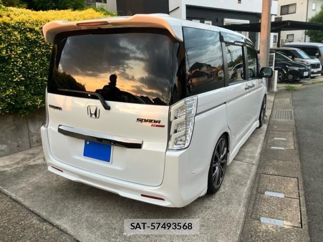 Honda STEP WGN 2013-02 8231929-3