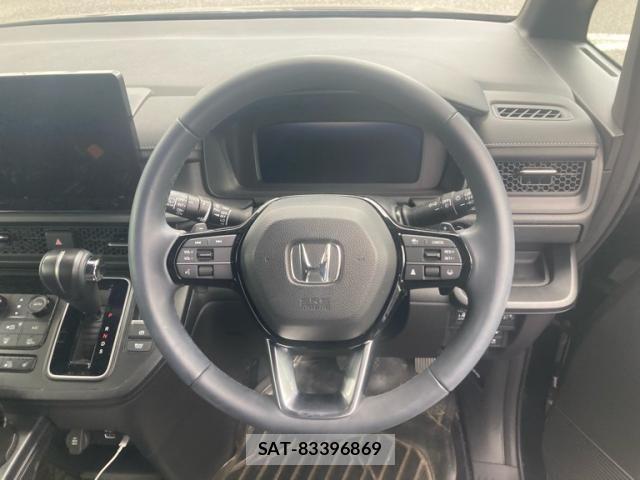 Honda STEP WGN 2023-11 8231908-11