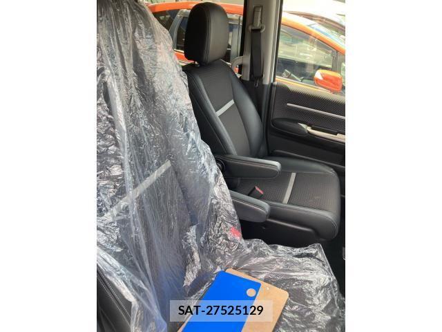 Honda STEP WGN 2017-09 8231924-13