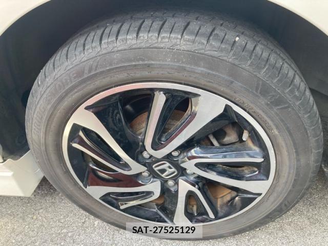Honda STEP WGN 2017-09 8231924-6