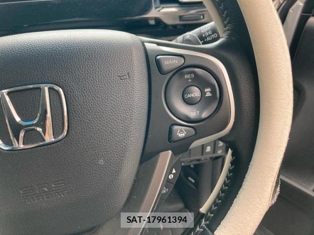 Honda STEP WGN 2021-10 8231913-15