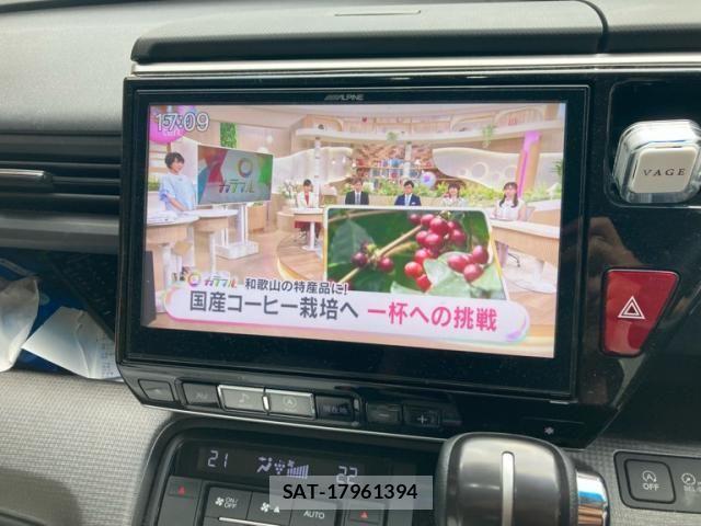 Honda STEP WGN 2021-10 8231913-18