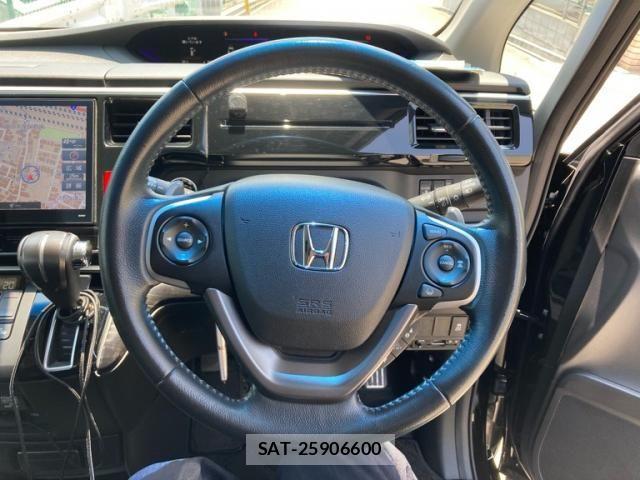 Honda STEP WGN 2016-08 8231922-13