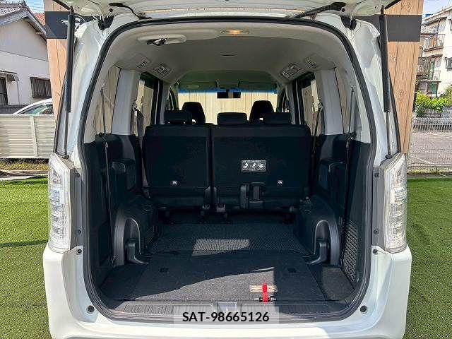 Honda STEP WGN 2012-04 8246815-17