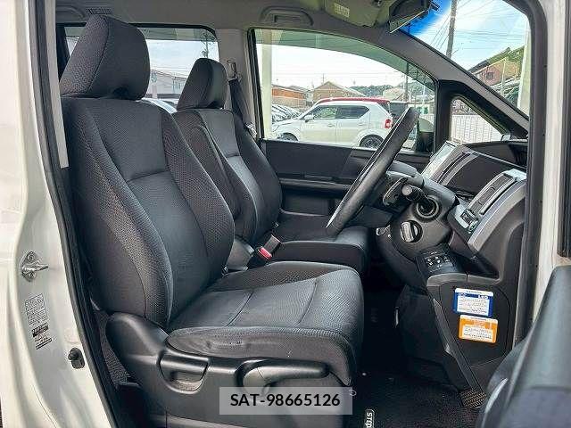 Honda STEP WGN 2012-04 8246815-6