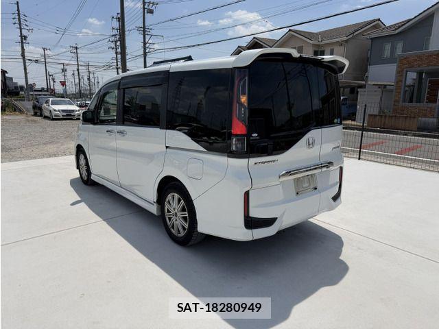 Honda STEP WGN 2016-06 8246810-4