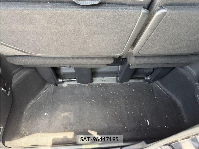 Honda STEP WGN 2016-03 8246811-17