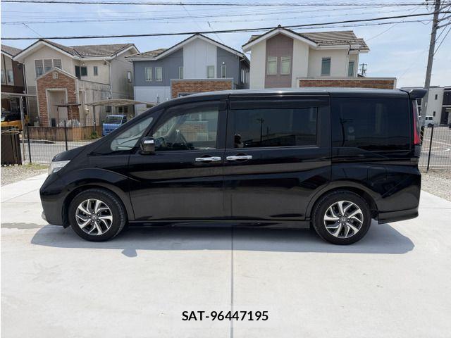 Honda STEP WGN 2016-03 8246811-4