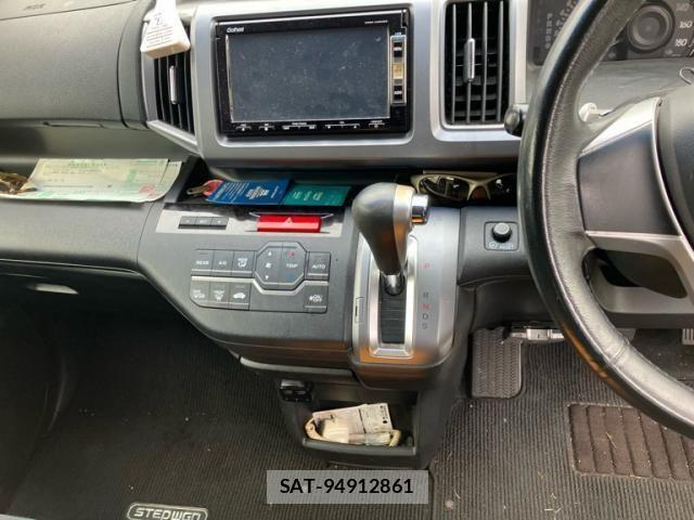 Honda STEP WGN 2013-02 8246817-17