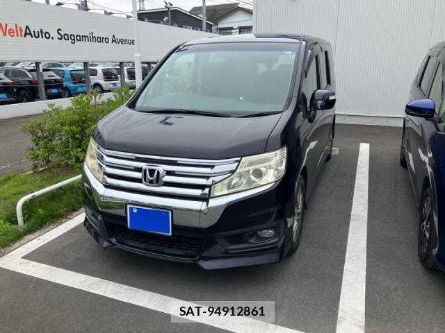 Honda STEP WGN 2013-02 8246817-0