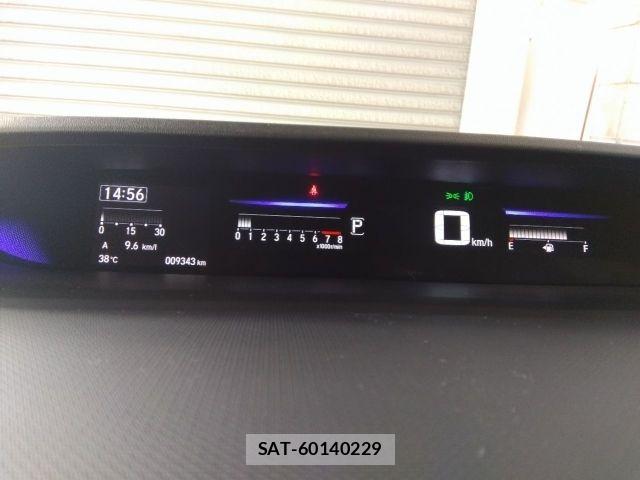Honda STEP WGN 2021-11 8246799-3