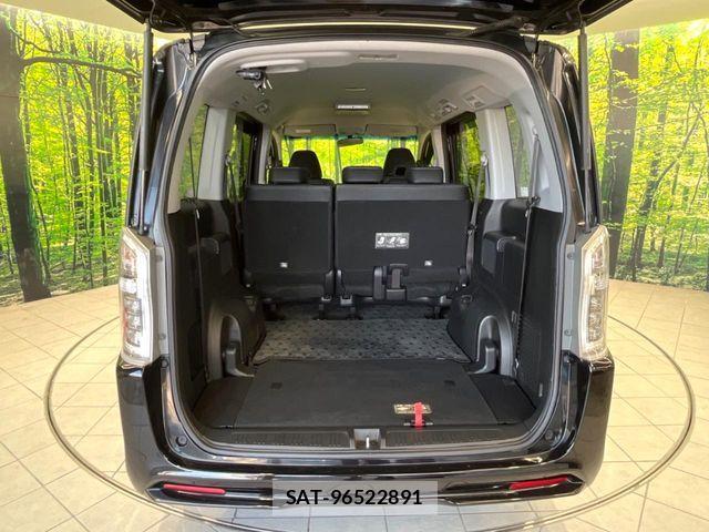 Honda STEP WGN 2014-03 8246813-9