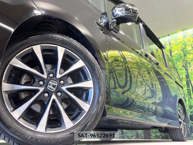 Honda STEP WGN 2014-03 8246813-12