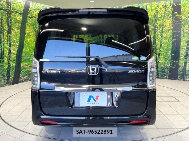 Honda STEP WGN 2014-03 8246813-14