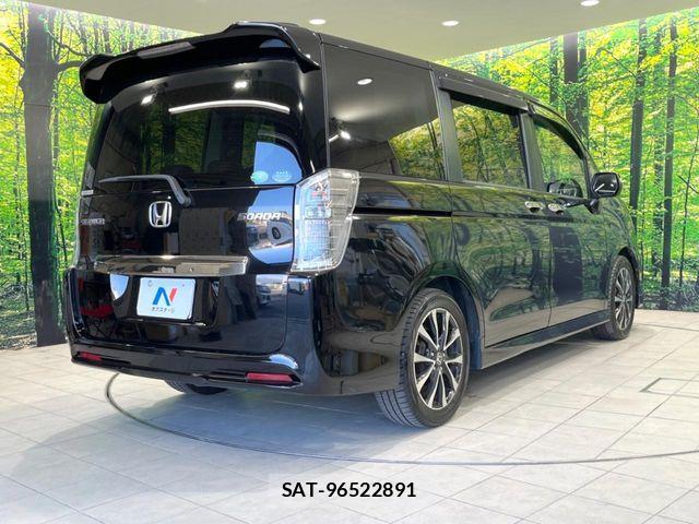 Honda STEP WGN 2014-03 8246813-15