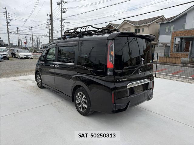 Honda STEP WGN 2016-04 8246809-7