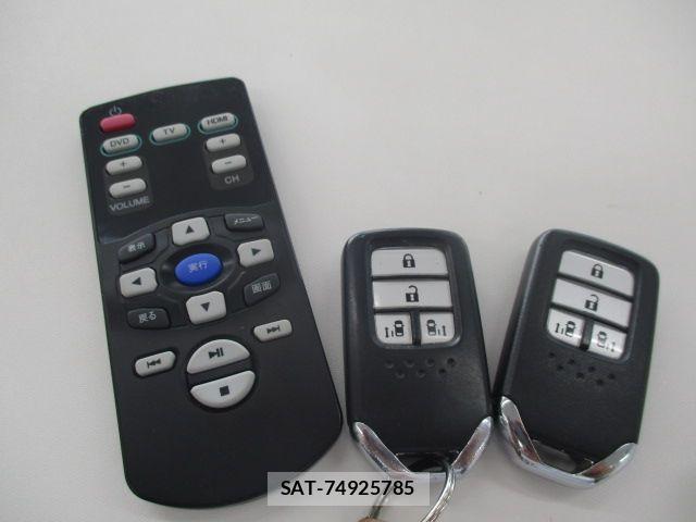 Honda STEP WGN 2016-01 8246812-17
