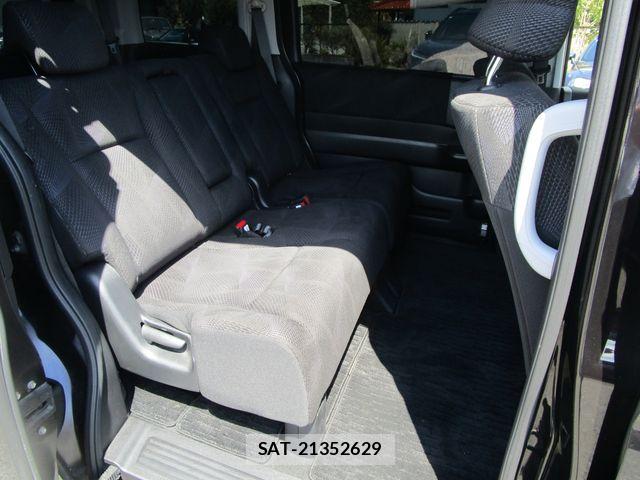 Honda STEP WGN 2010-12 8246818-9