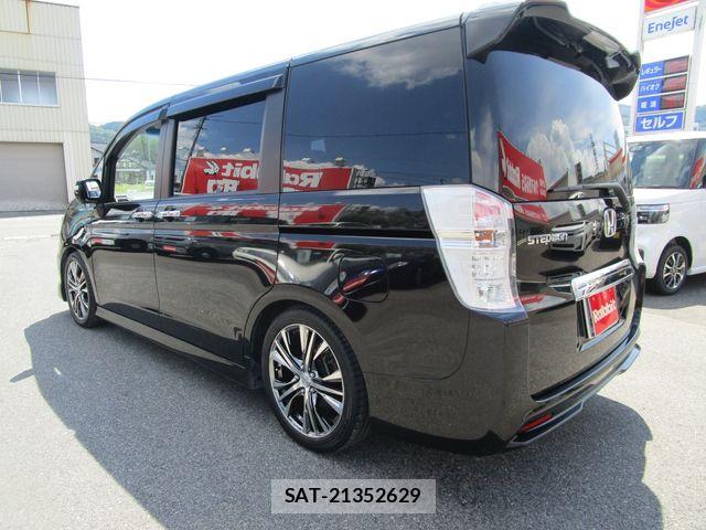 Honda STEP WGN 2010-12 8246818-5