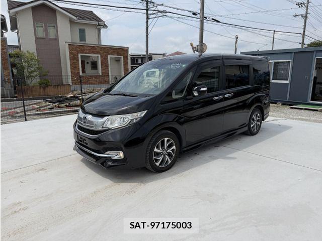 Honda STEP WGN 2017-07 8246805-0
