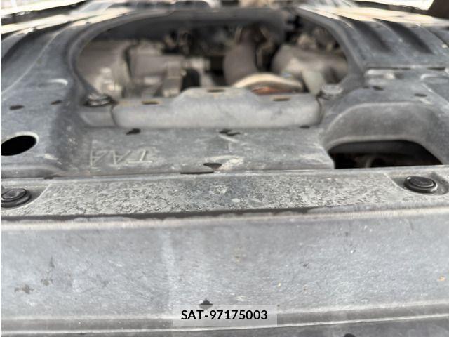 Honda STEP WGN 2017-07 8246805-3